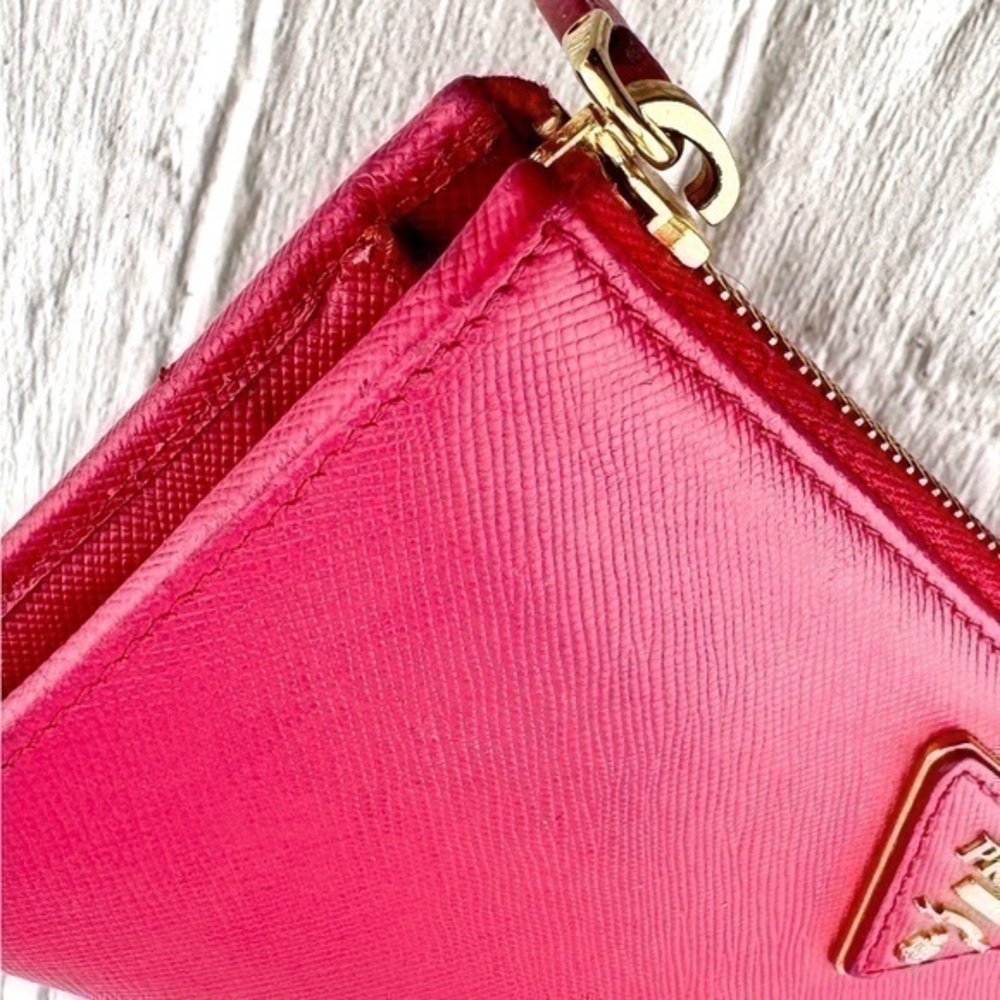 AUTHENTIC Prada Saffiano Metal Leather Continental Wallet. Color: Pink. - Picture 12 of 16